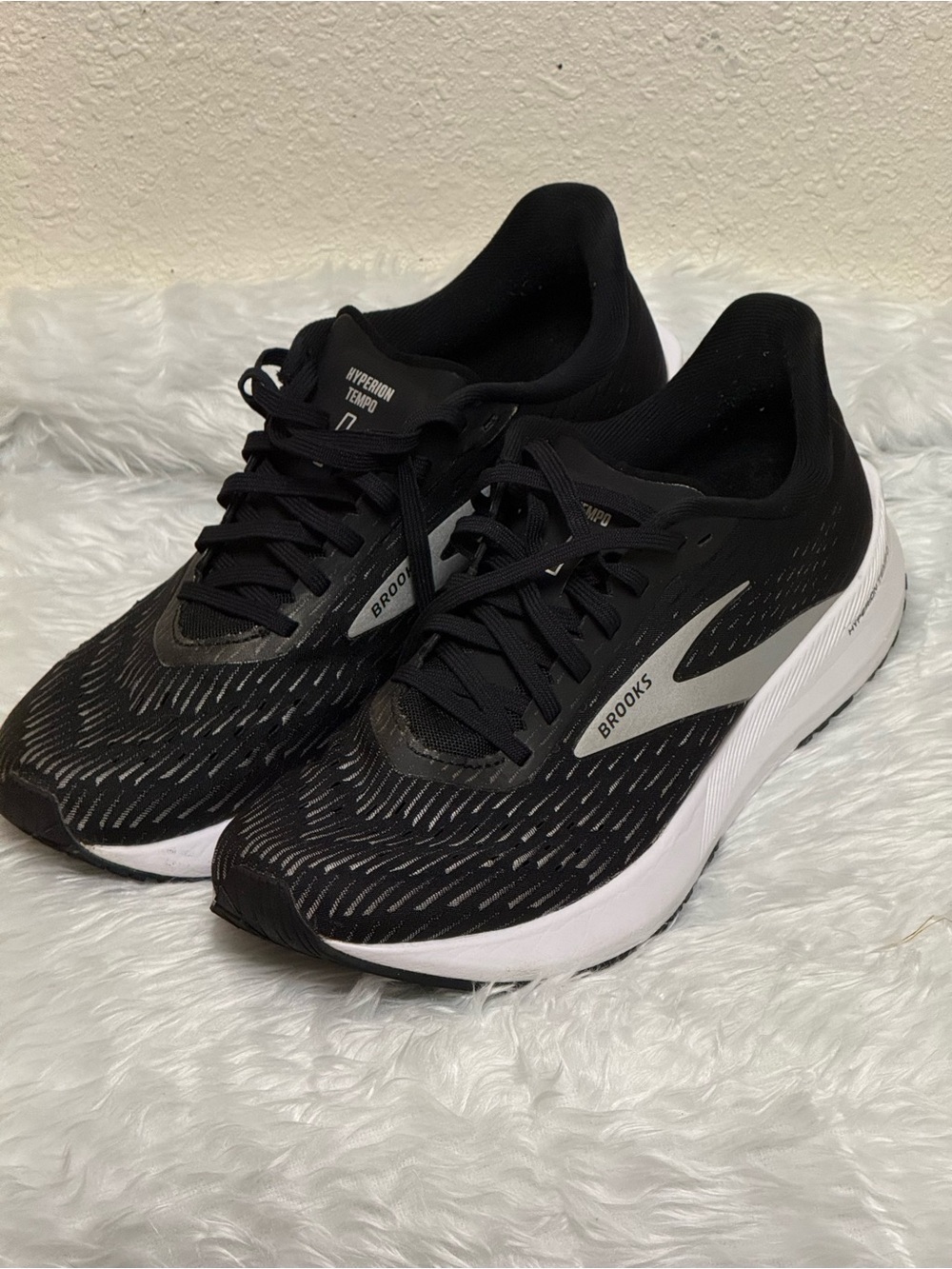 Brooks Hyperion Tempo Men's Running Shoes - Black/White